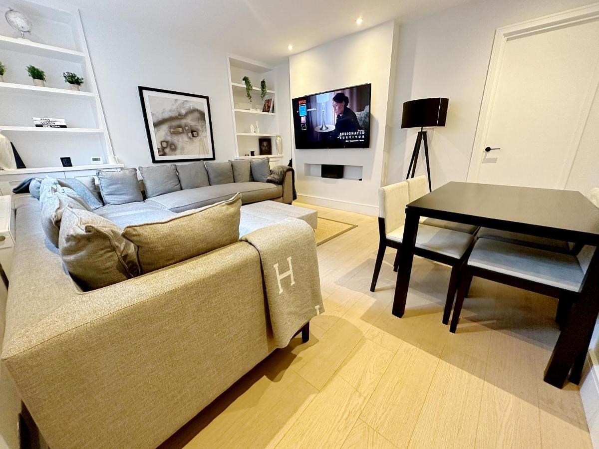 Londwell, Luxe And Leaves, Chelsea Flat With Private Garden Apartment ลอนดอน ภายนอก รูปภาพ